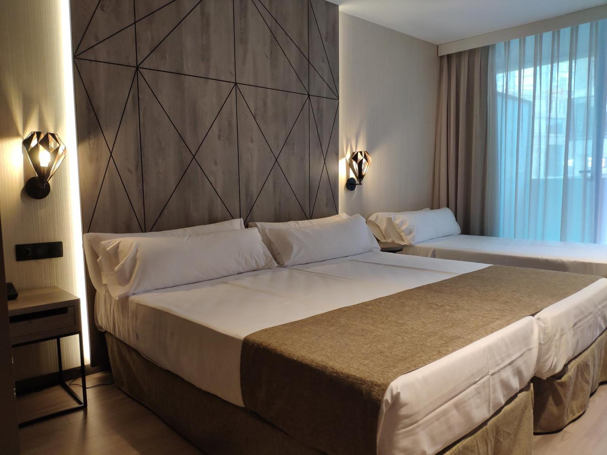 Comfort Triple Room,1272855568:JPEG