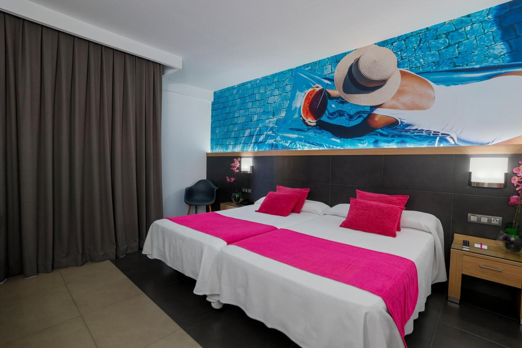 Double Room Balcony,1553253424:JPEG