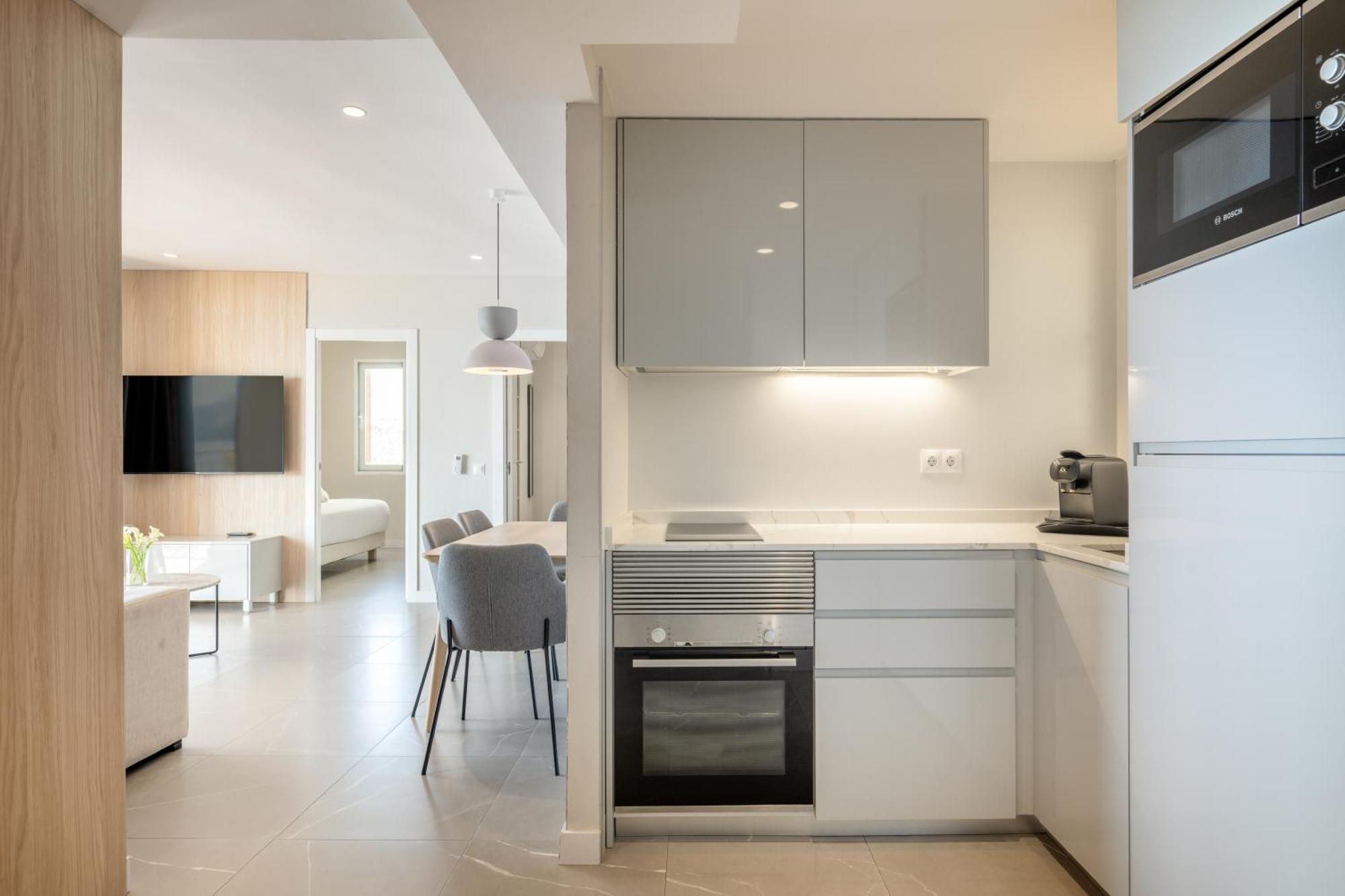 Four Bedroom Apartment Front Sea View