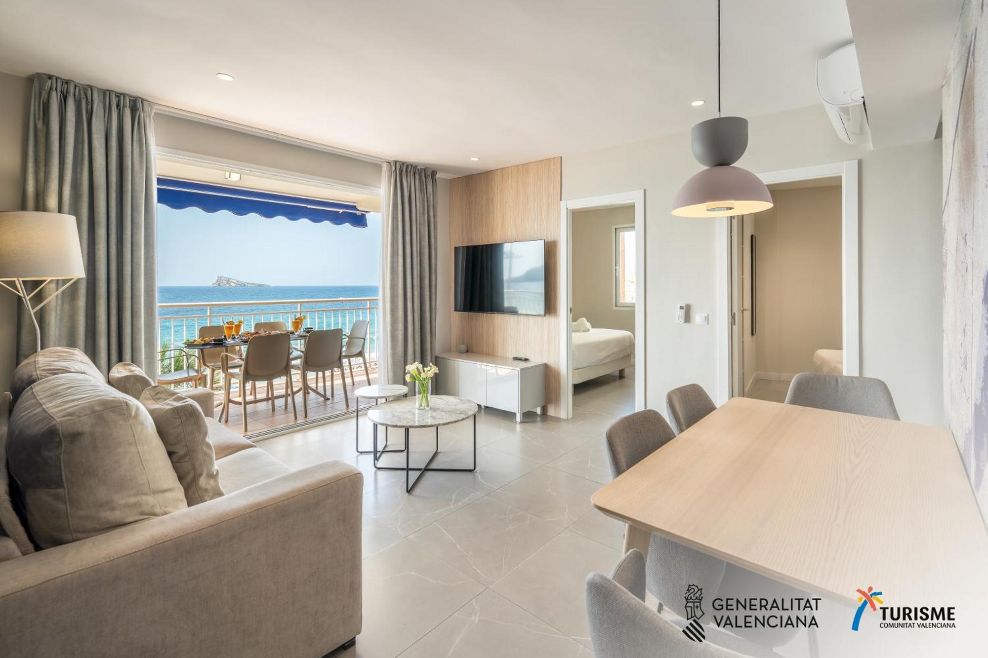 Four Bedroom Apartment Front Sea View