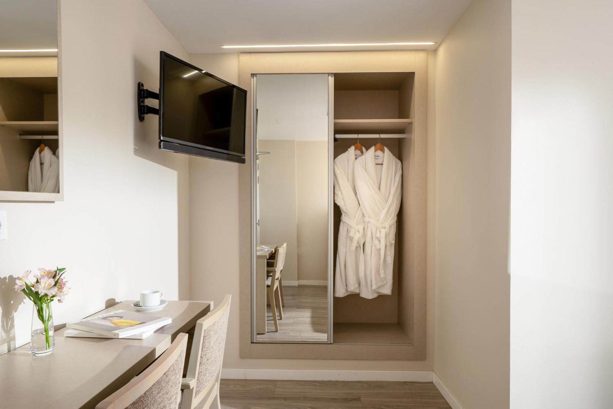 Single Room,1770843053:JPEG
